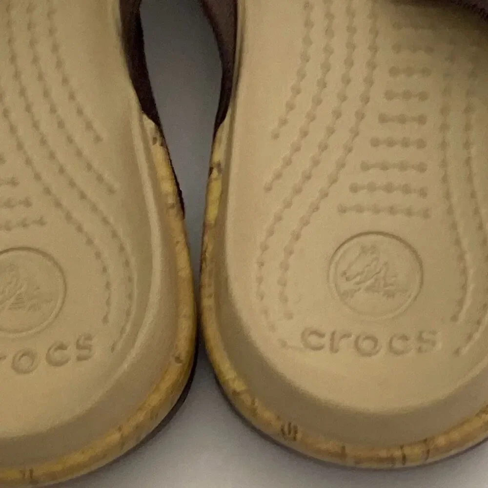 Crocs Women's Brown‎ Tan Edie Strappy Stretch Criss Cross Sandal Size W6 NWT